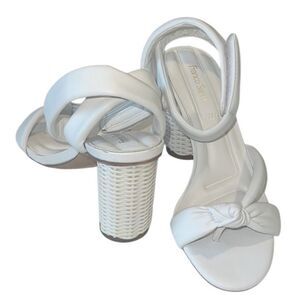 Franco Sarto Oma White Strappy Ankle Strap Toe Post Heel Size 7